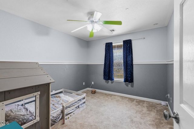 101 Aberdeen Lane, Eagle Point, OR 97524