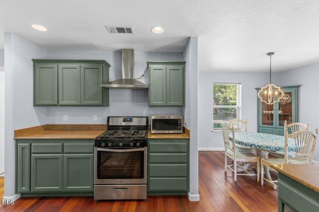 101 Aberdeen Lane, Eagle Point, OR 97524