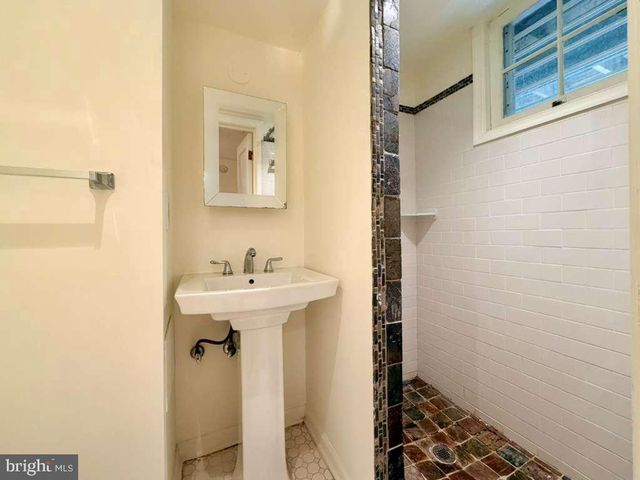 5015 FULTON ST NW, Washington, DC 20016
