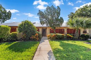 665 BROADMOOR CIRCLE, Winter Haven, FL 33884