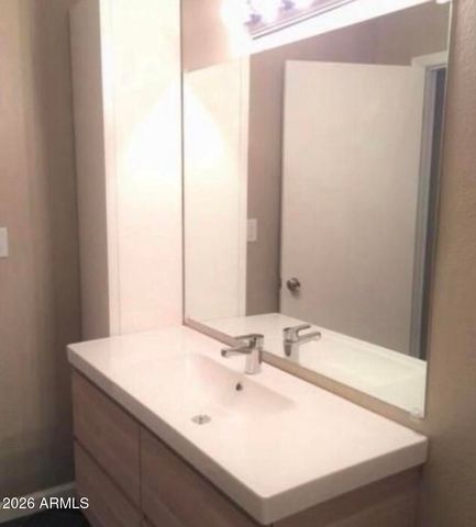 6118 W MORTEN Avenue, Glendale, AZ 85301