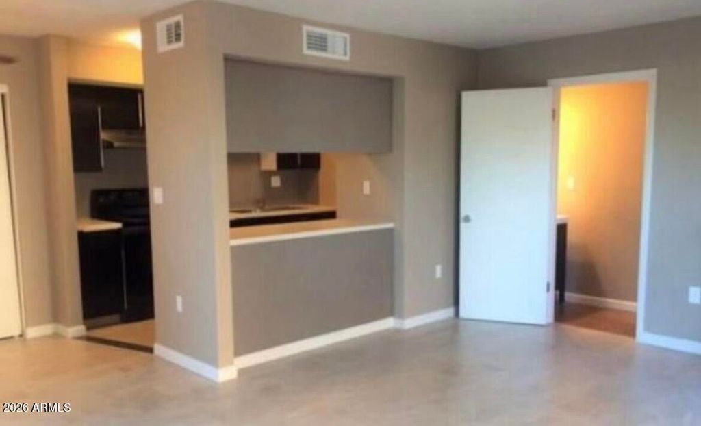 6118 W MORTEN Avenue, Glendale, AZ 85301 — photo 4