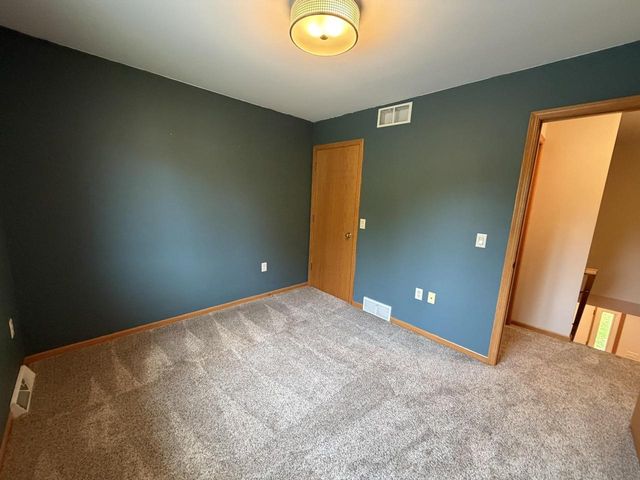 6867 Valiant Drive, Windsor, WI 53598