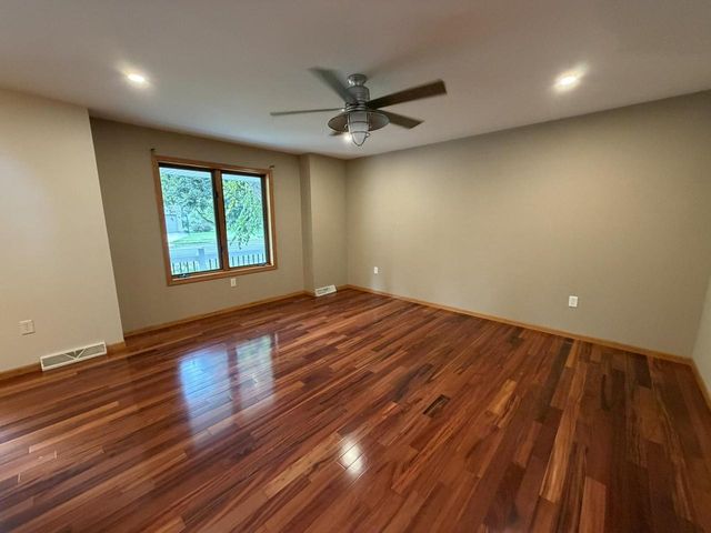 6867 Valiant Drive, Windsor, WI 53598
