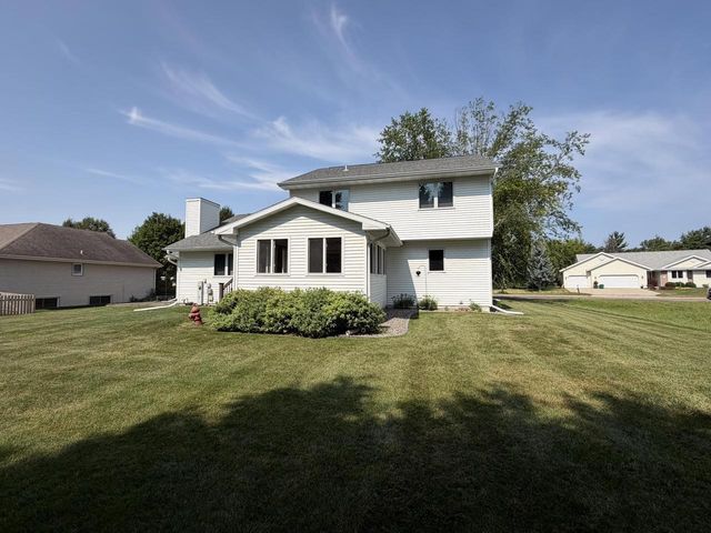 6867 Valiant Drive, Windsor, WI 53598