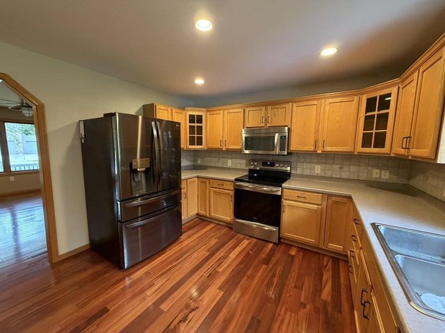 6867 Valiant Drive, Windsor, WI 53598