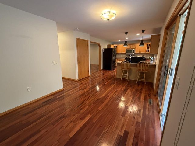6867 Valiant Drive, Windsor, WI 53598