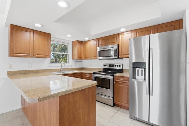 506 SUMMERWOOD COURT, Tarpon Springs, FL 34689