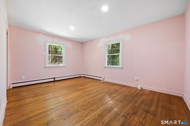 420 Valley Road, Greenwich, CT 06807