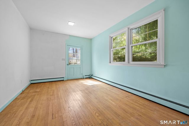 420 Valley Road, Greenwich, CT 06807