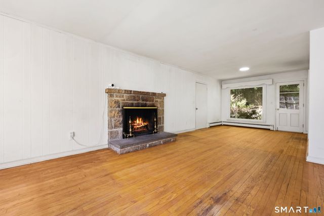 420 Valley Road, Greenwich, CT 06807