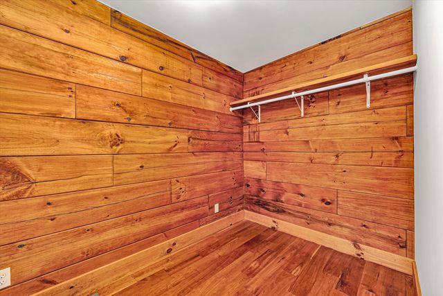 94 Lakecrest DR, Hardy, VA 24101