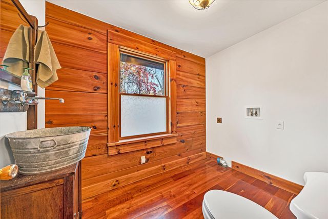 94 Lakecrest DR, Hardy, VA 24101