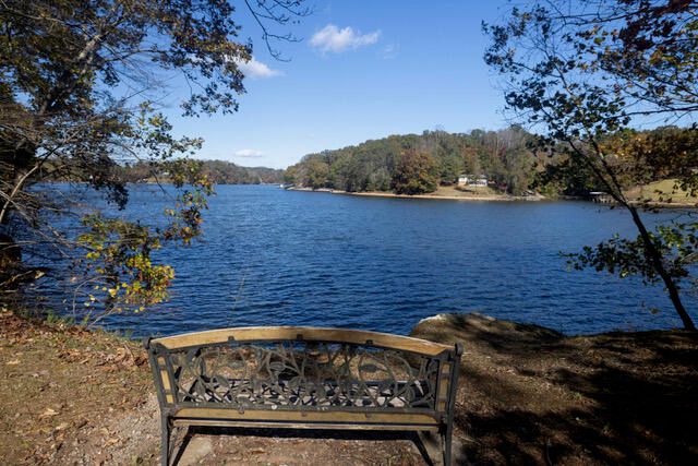 94 Lakecrest DR, Hardy, VA 24101