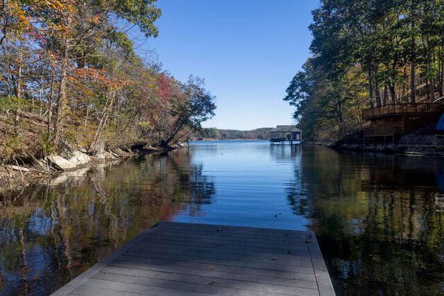 94 Lakecrest DR, Hardy, VA 24101