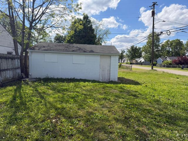 851 Clarendon Avenue, Columbus, OH 43223