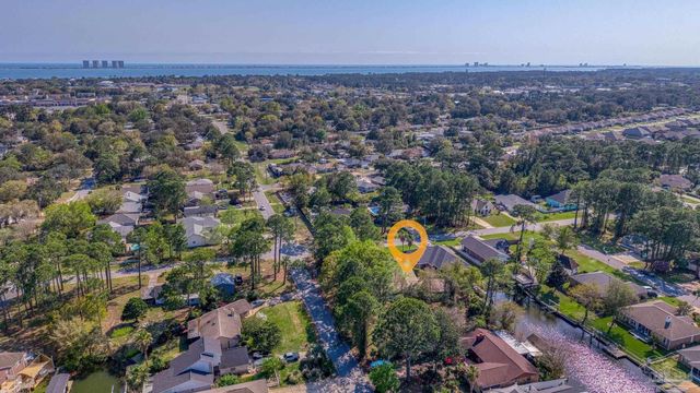 1601 College Pkwy, Gulf Breeze, FL 32563