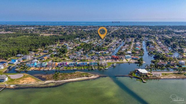 1601 College Pkwy, Gulf Breeze, FL 32563