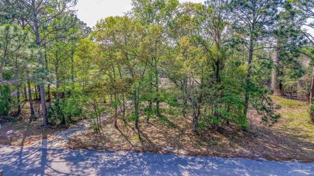 1601 College Pkwy, Gulf Breeze, FL 32563