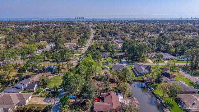 1601 College Pkwy, Gulf Breeze, FL 32563