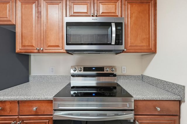 800 Majestic Drive, Crestview, FL 32536