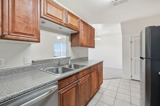 800 Majestic Drive, Crestview, FL 32536