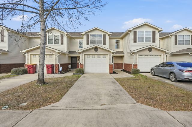 800 Majestic Drive, Crestview, FL 32536