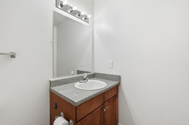 800 Majestic Drive, Crestview, FL 32536