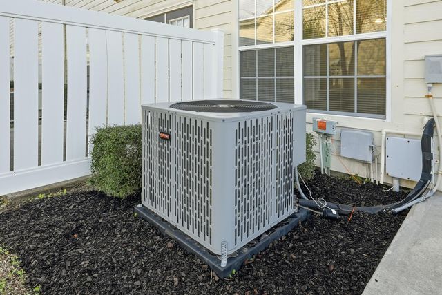 800 Majestic Drive, Crestview, FL 32536