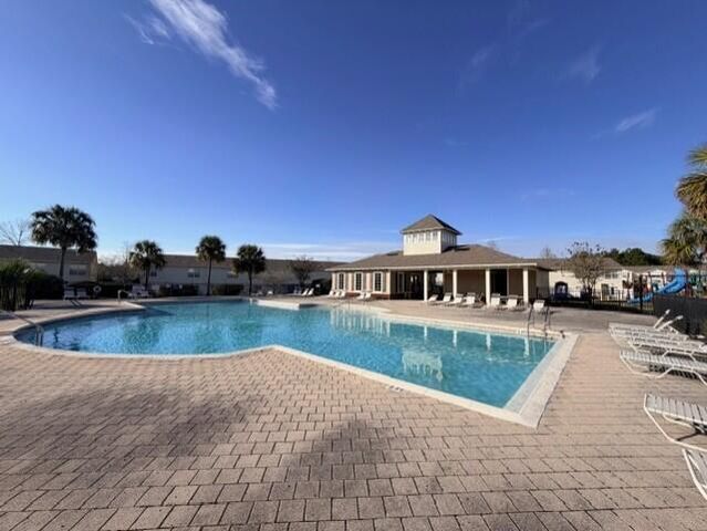 800 Majestic Drive, Crestview, FL 32536