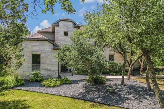 465 Lloyd LN, Dripping Springs, TX 78620
