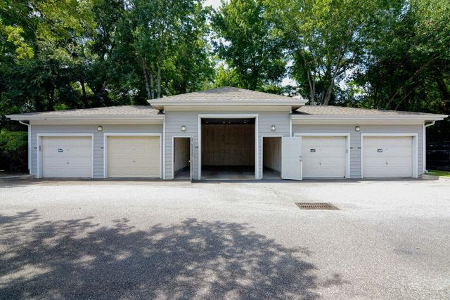 1035 Telfair Way, Charleston, SC 29412
