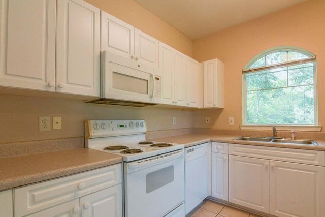 1035 Telfair Way, Charleston, SC 29412