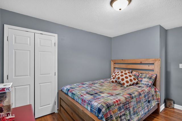 136 Patriot Circle, Bristol, VA 24201