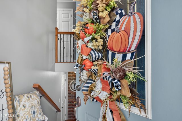 136 Patriot Circle, Bristol, VA 24201
