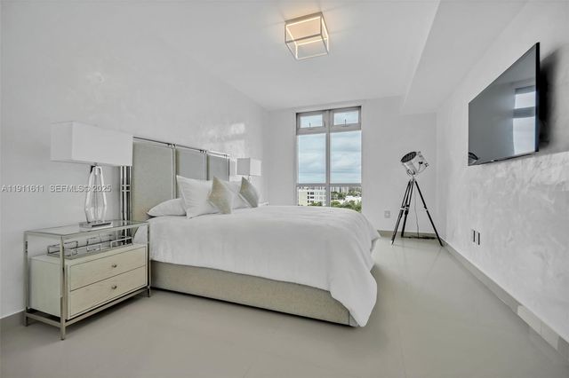 17301 Biscayne Boulevard 910, North Miami Beach, FL 33160