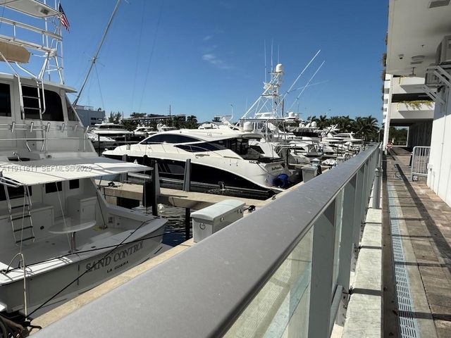 17301 Biscayne Boulevard 910, North Miami Beach, FL 33160