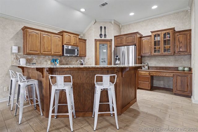 512 E Fargo Street, Broken Arrow, OK 74012