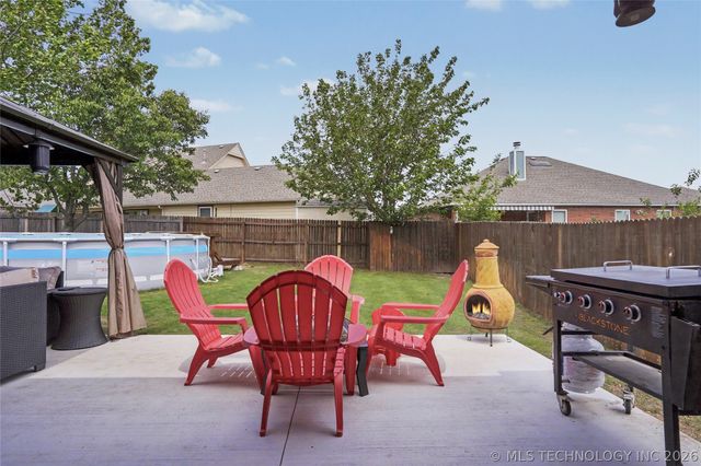 512 E Fargo Street, Broken Arrow, OK 74012