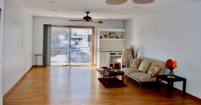 4710 Euclid Avenue 2D, Rolling Meadows, IL 60008