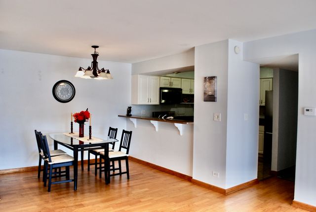 4710 Euclid Avenue 2D, Rolling Meadows, IL 60008