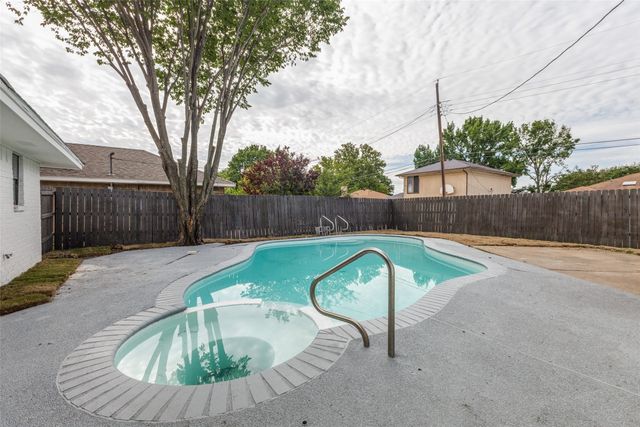 418 Dinalynn Street, Mesquite, TX 75149