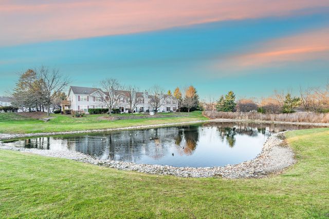 214 N Cathy Lane, Mount Prospect, IL 60056