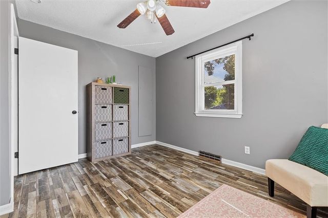 605 S Westview Drive, Richmond, MO 64085