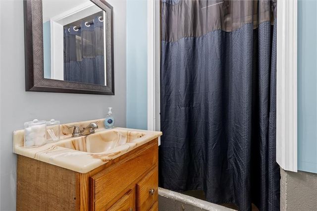 605 S Westview Drive, Richmond, MO 64085