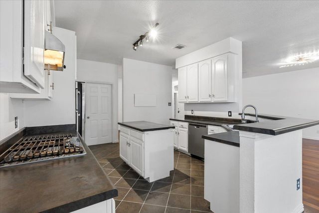 7905 Monona Ave, Austin, TX 78717