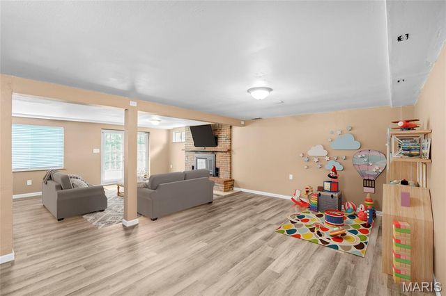 317 Vasel Drive, Fenton, MO 63026