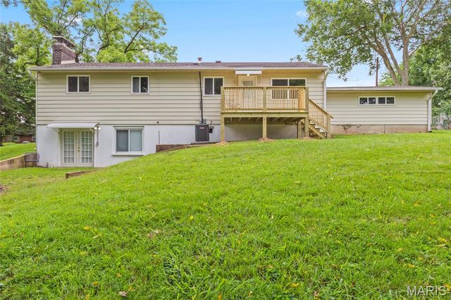 317 Vasel Drive, Fenton, MO 63026