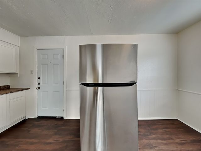 2805 Carter Street, Dallas, TX 75210