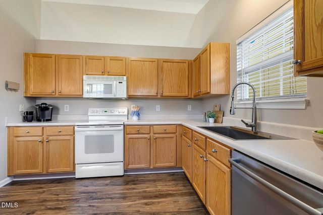 1753 E Ridge Heights Drive, Fuquay Varina, NC 27526